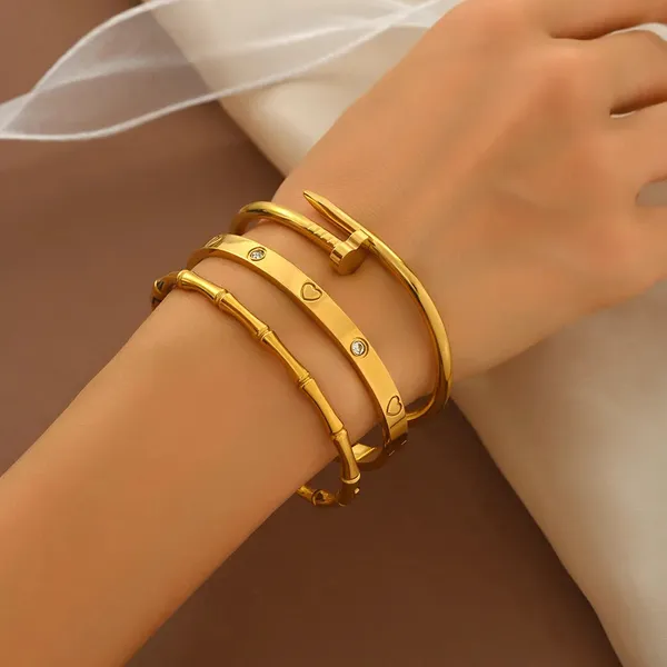 Gold_Love_Bamboo_Handstack_Bracelet_Set_For_Women